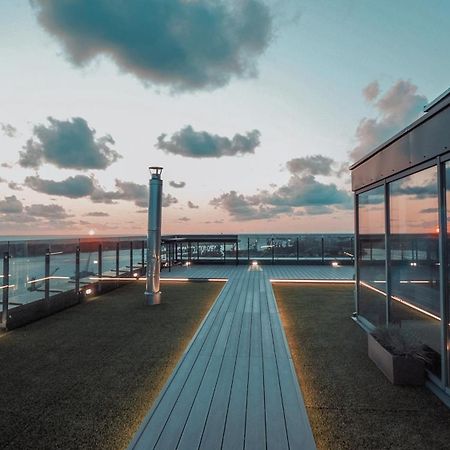 Sky Garden Penthouse Apartment Клайпеда Екстериор снимка